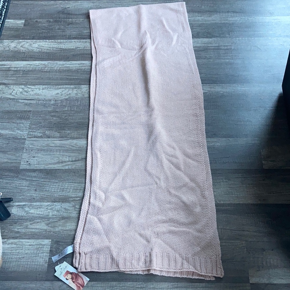 Charlie Paige scarf